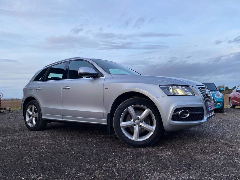 View AUDI Q5 2.0 TDI S line S Tronic quattro Euro 4 5dr