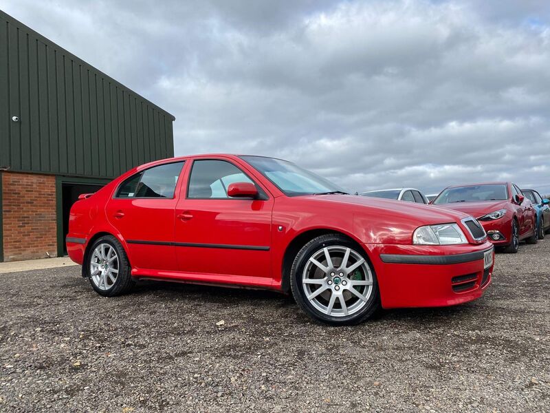 View SKODA OCTAVIA 1.8 vRS 5dr