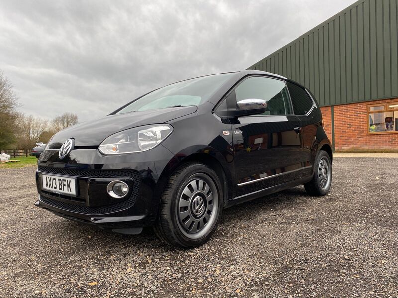 VOLKSWAGEN UP