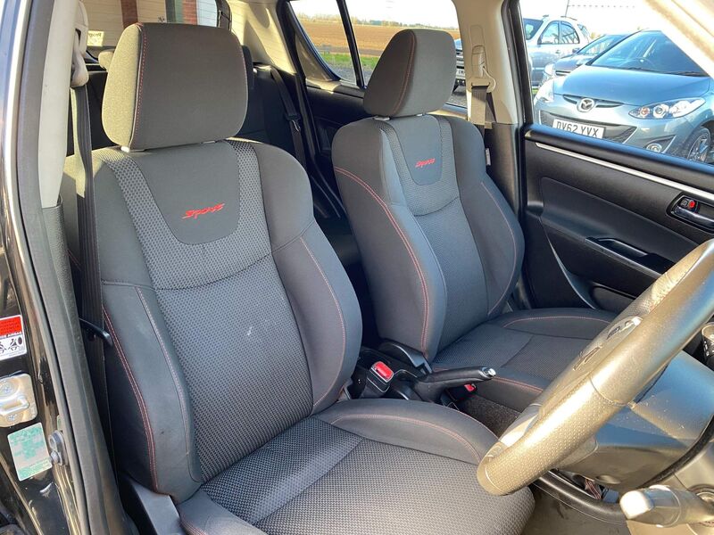 SUZUKI SWIFT