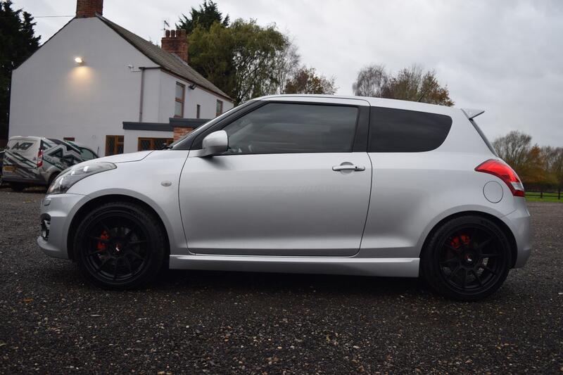 SUZUKI SWIFT