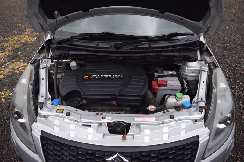 SUZUKI SWIFT