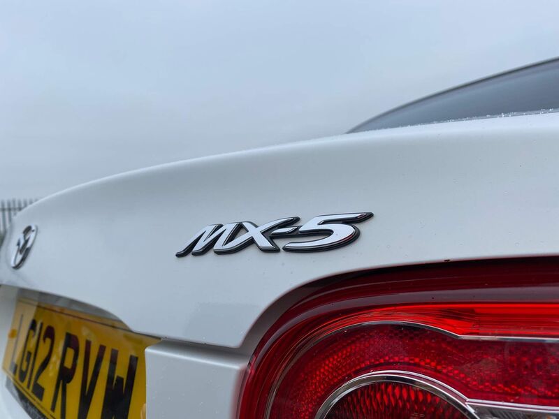MAZDA MX-5