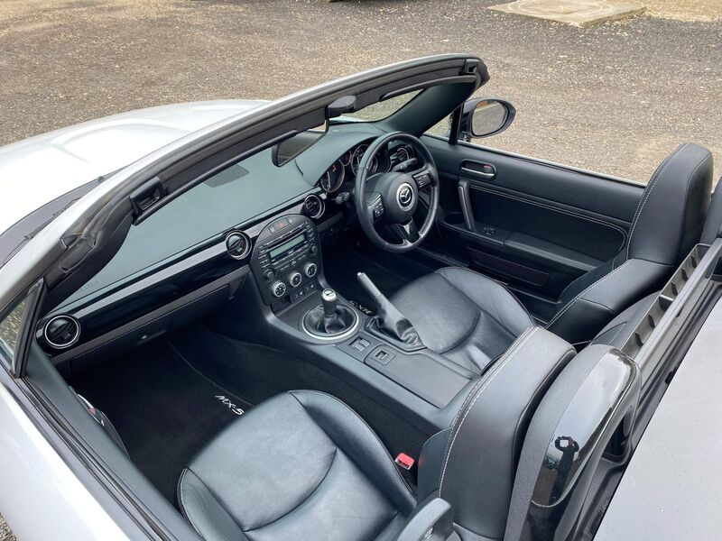 MAZDA MX-5
