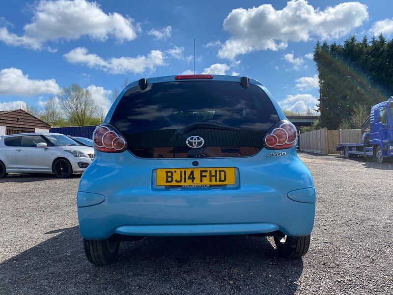 TOYOTA AYGO