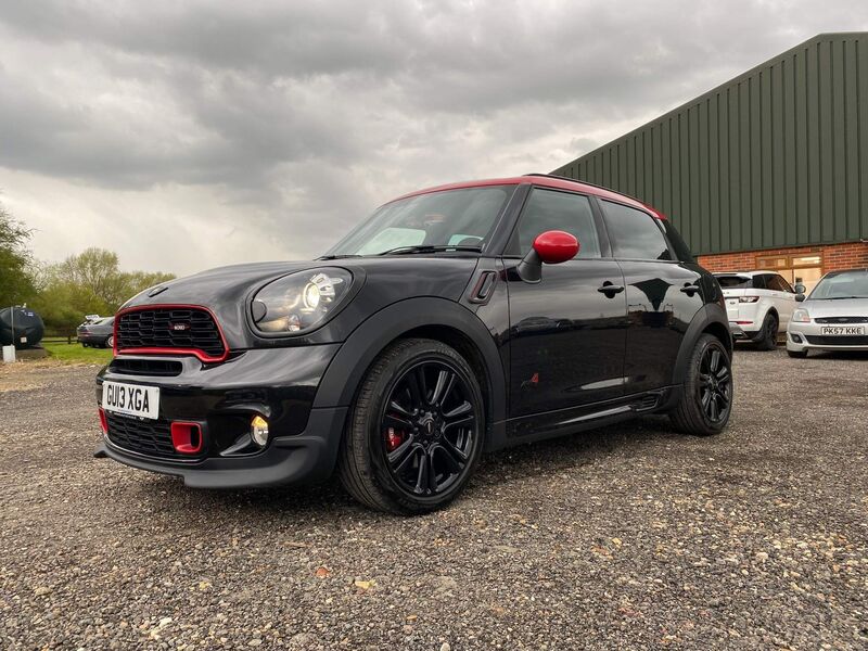 MINI COUNTRYMAN