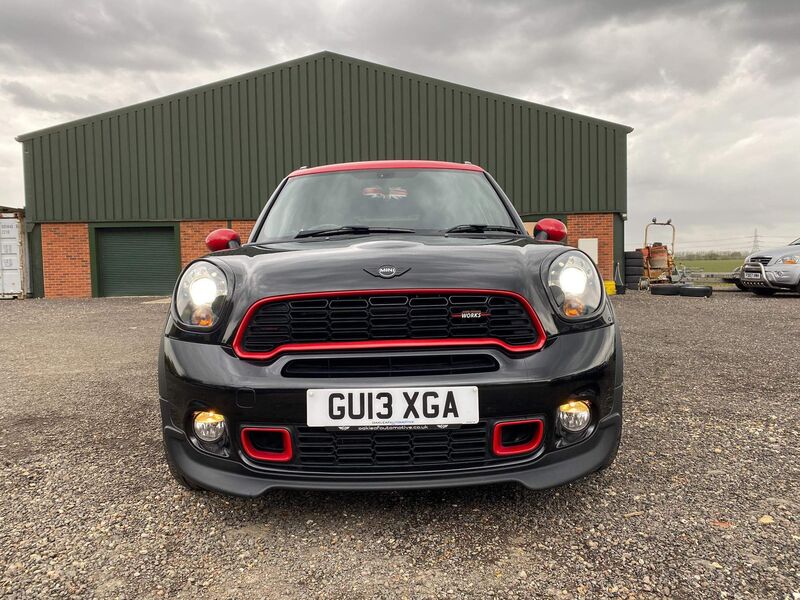 MINI COUNTRYMAN