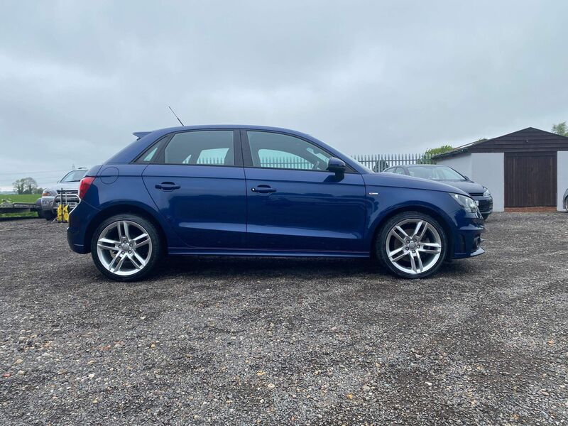 View AUDI A1 1.6 TDI S line Sportback Euro 5 (s/s) 5dr