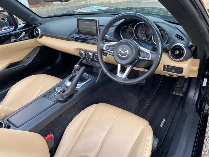 MAZDA MX-5