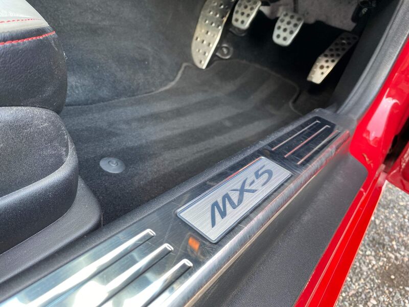 MAZDA MX-5