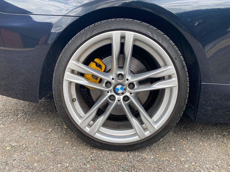 BMW 6 SERIES