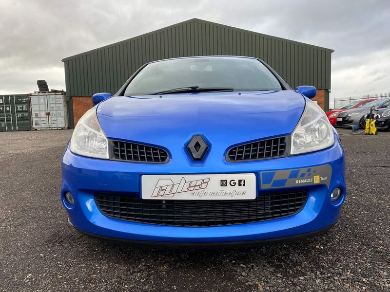 RENAULT CLIO