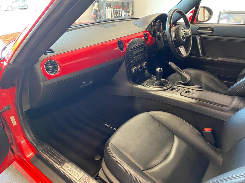 MAZDA MX-5