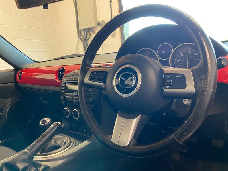 MAZDA MX-5