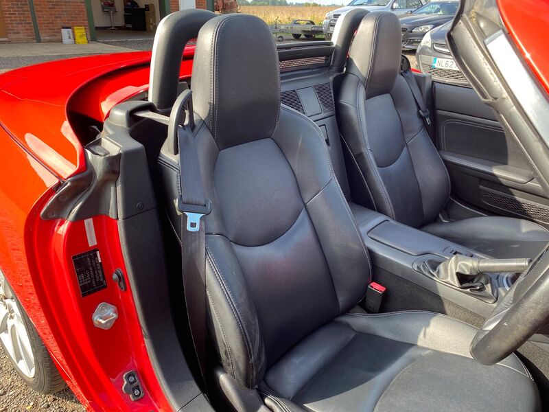 MAZDA MX-5