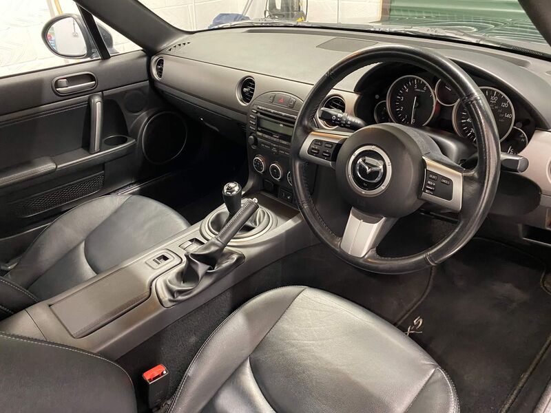 MAZDA MX-5