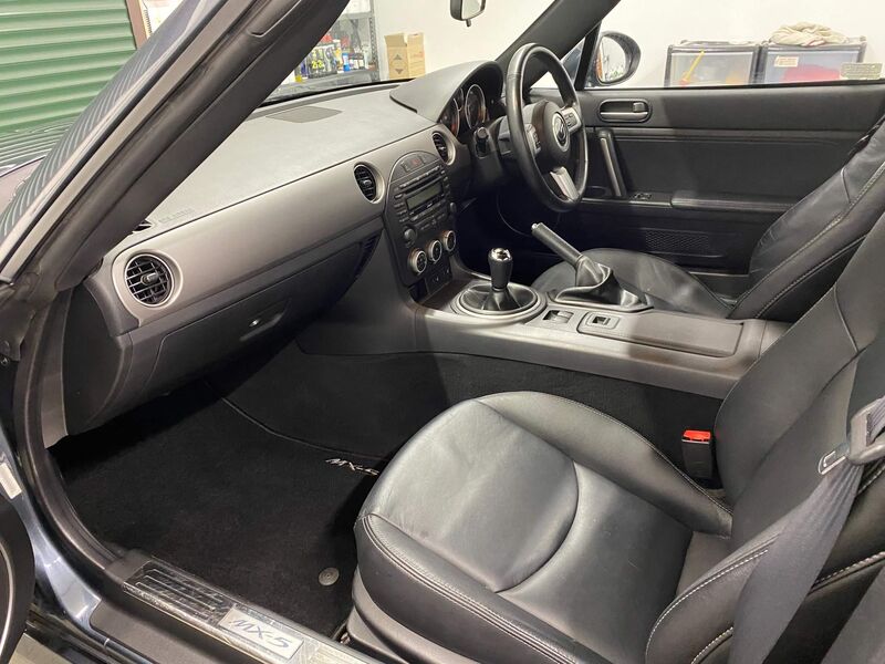 MAZDA MX-5